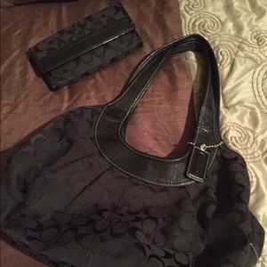 Authentic Black Coach Handbag w/matching wallet